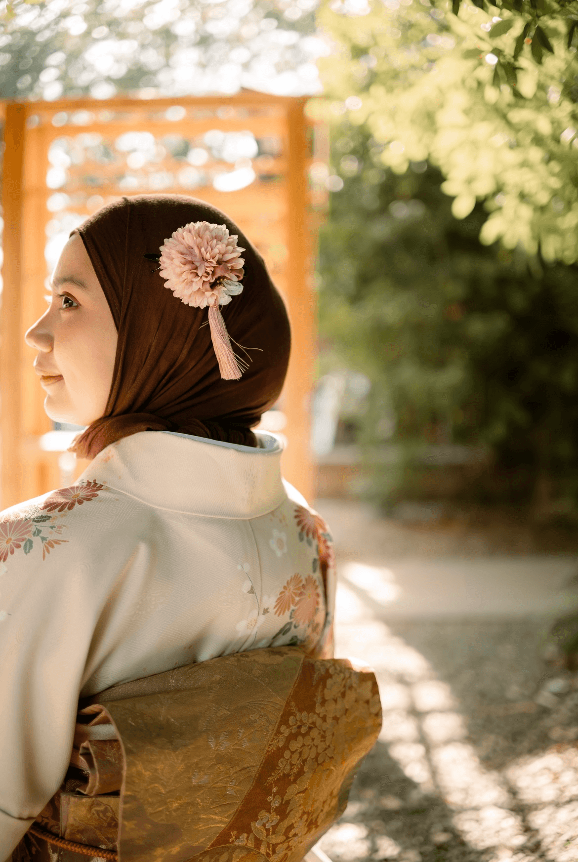 Kimono couple photo 1